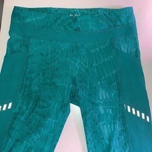 Saucony Bullet Series Run/Dry Active Running Capri, Size Large